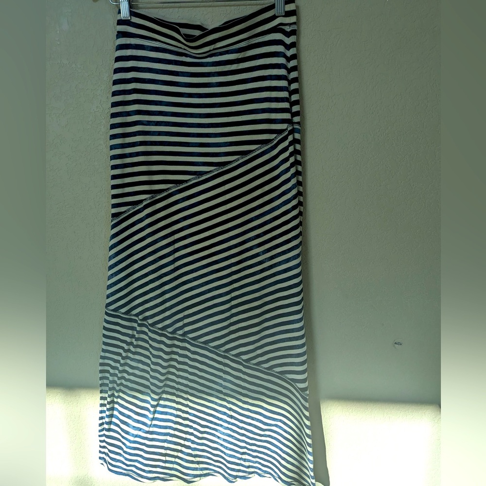Chevron Maxi skirt